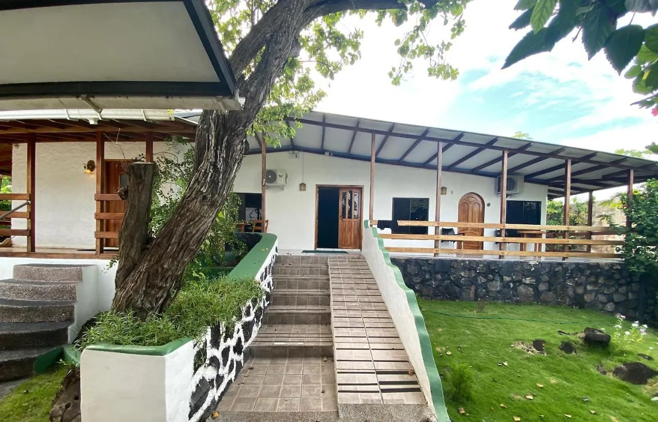 La Peregrina Galapagos B&B 阿约拉港 2*,  厄瓜多尔
