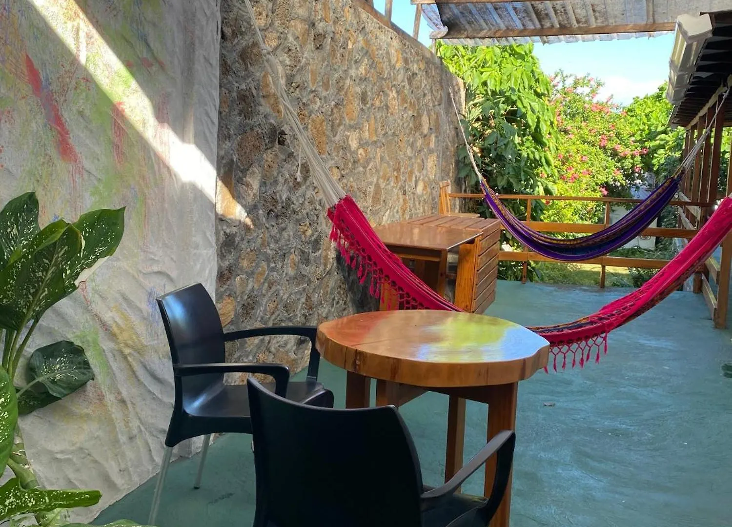 La Peregrina Galapagos B&B 阿约拉港
