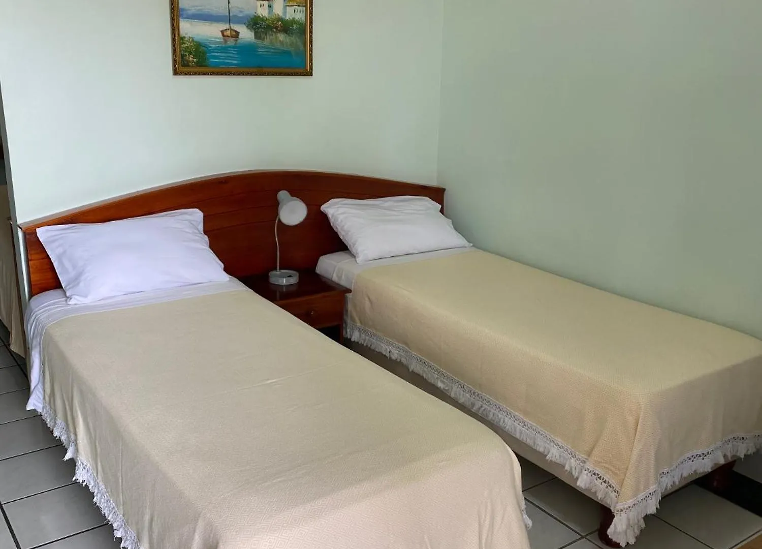 酒店 La Peregrina Galapagos B&B 阿约拉港