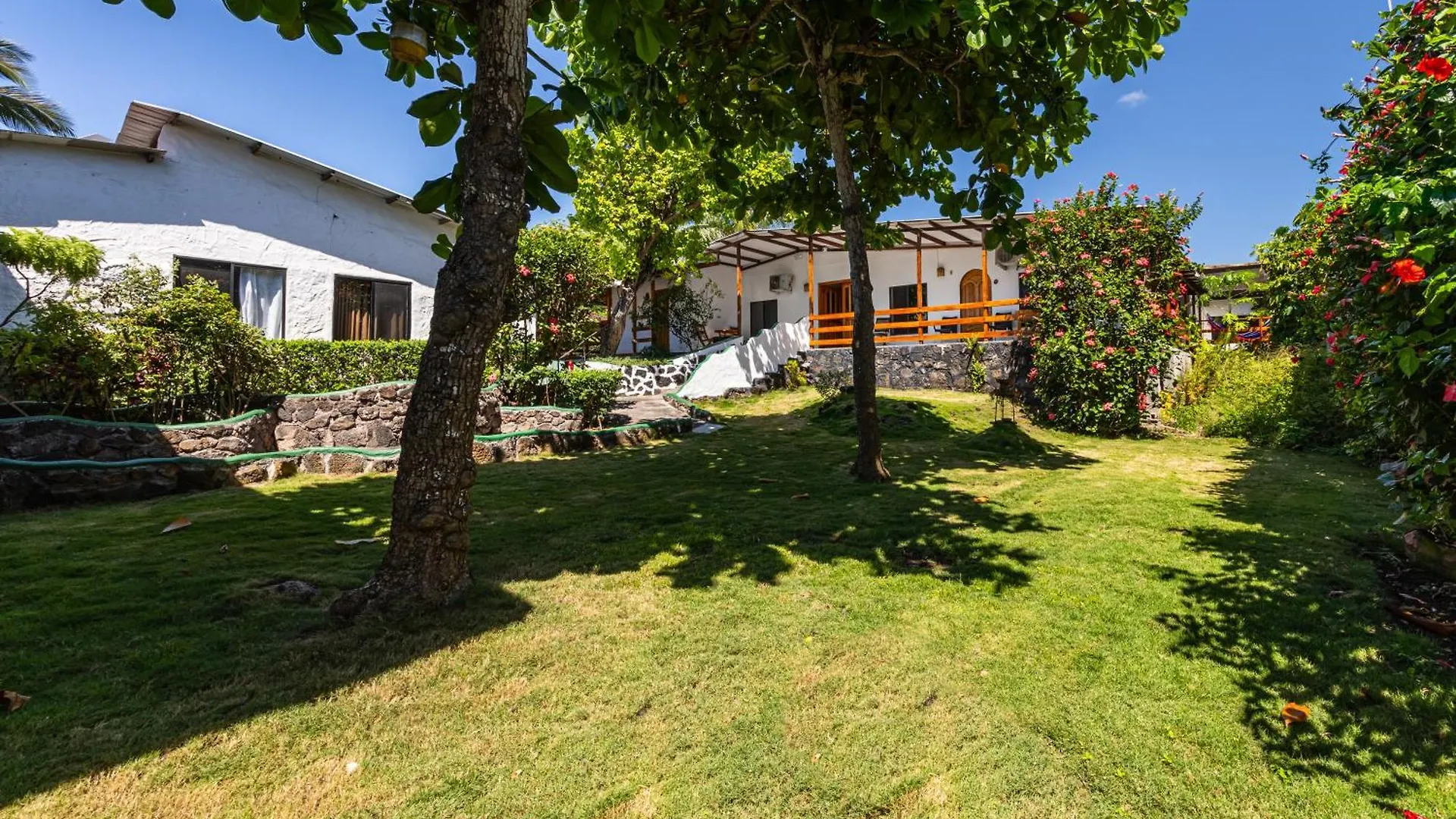 La Peregrina Galapagos B&B 阿约拉港 酒店