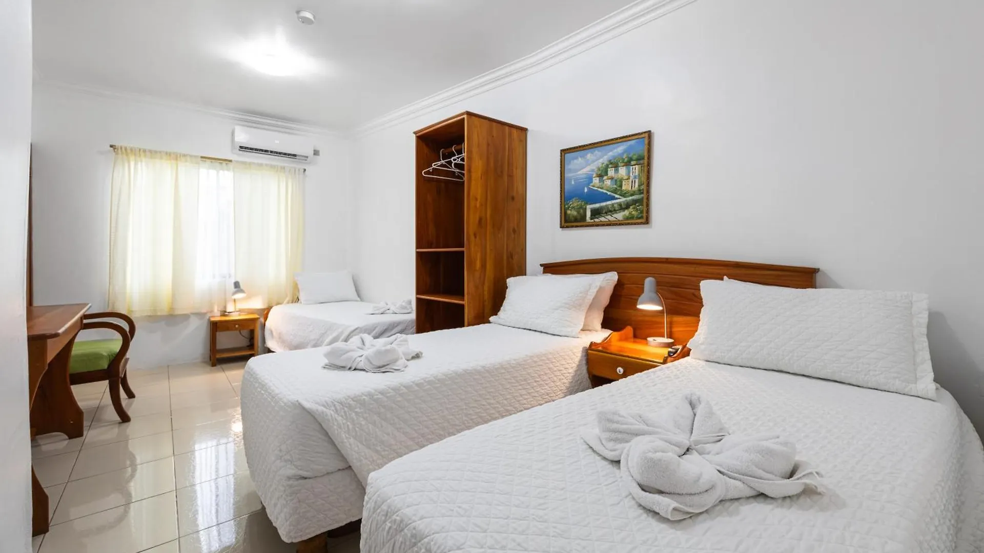 La Peregrina Galapagos B&B 阿约拉港 厄瓜多尔
