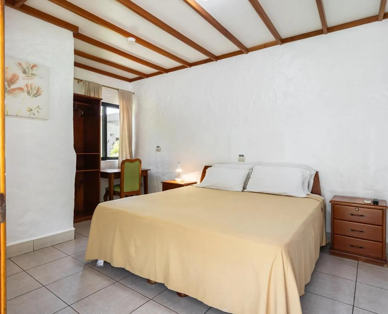 La Peregrina Galapagos B&B 阿约拉港 厄瓜多尔