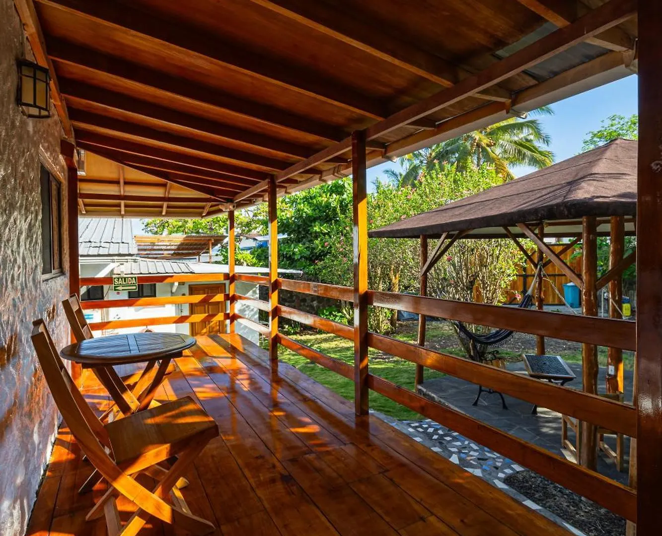 La Peregrina Galapagos B&B 阿约拉港 酒店